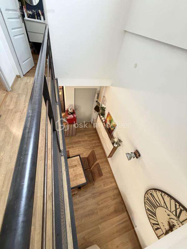 Appartement à CRAPONNE