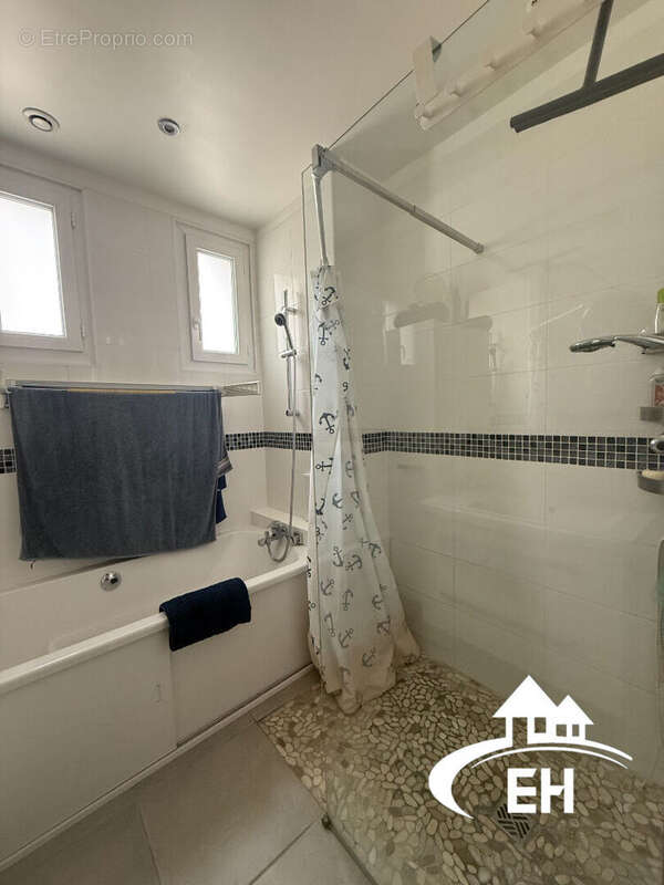 Maison à L&#039;AIGLE