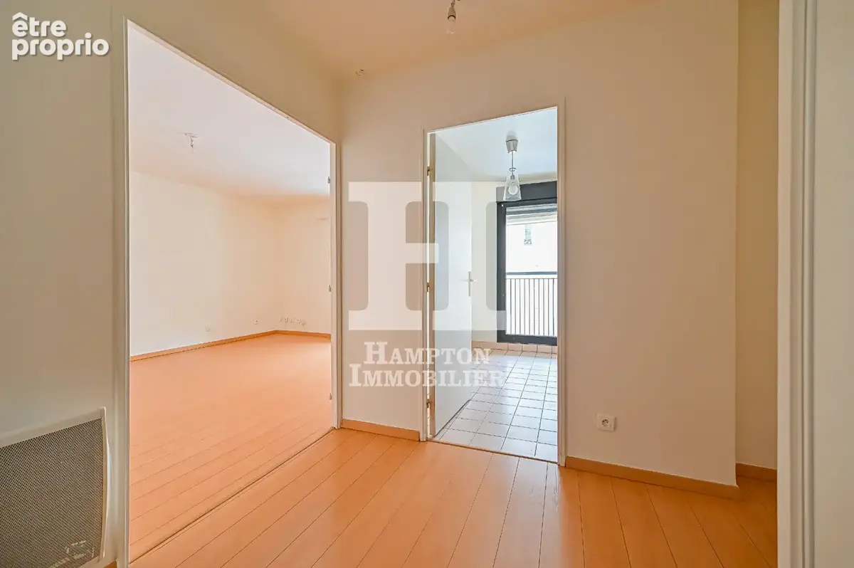 Exclusivité. M° Ourcq / Rue Adolphe Mille. Appartement 3 pièces de 66.33m² - photo 9