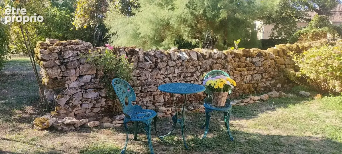 AUTHENTIQUE !!! Grande et belle maison en pierre dans un cadre préservé - photo 42
