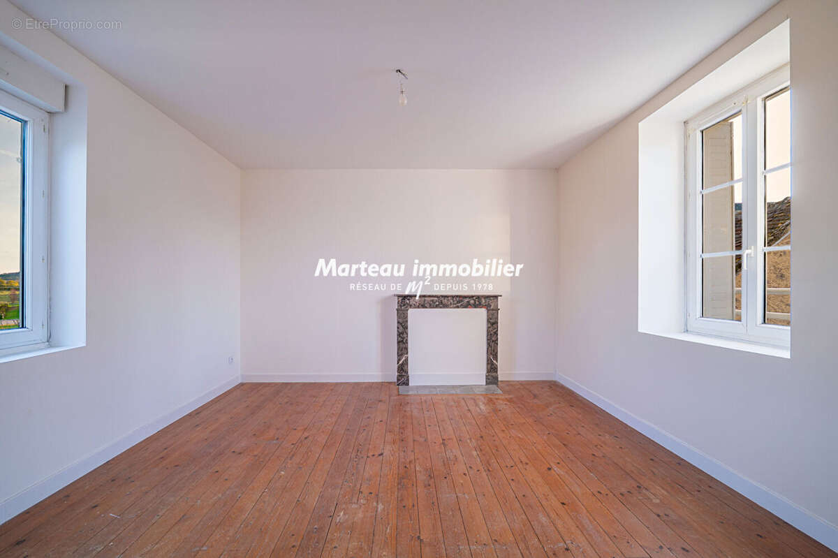 Maison à SAINT-AUBIN-DE-LOCQUENAY