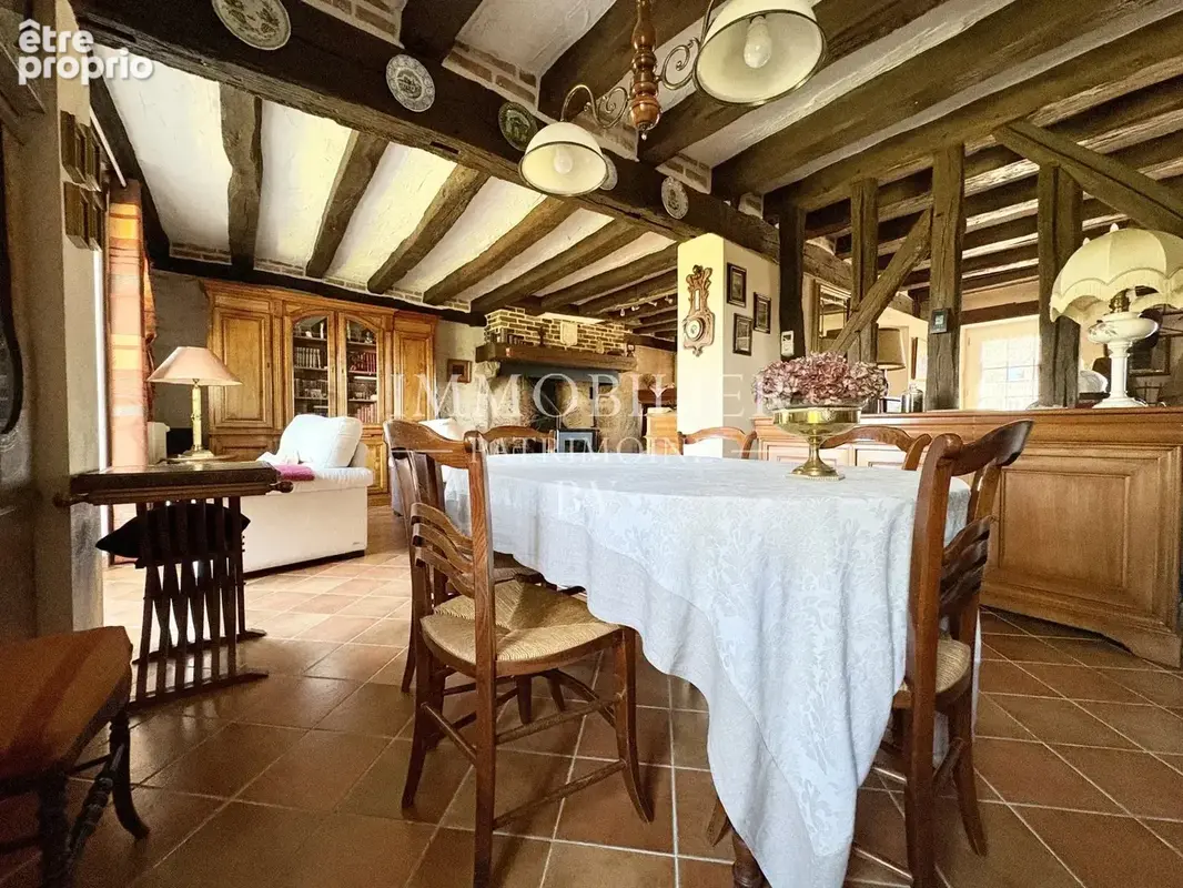 Longère de 180 m²  sur 2 424 m² de terrain clos et arboré à Mont-près-Chambord - photo 4