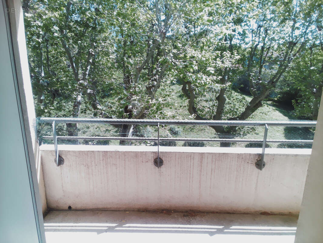 Appartement à MARSEILLE-14E