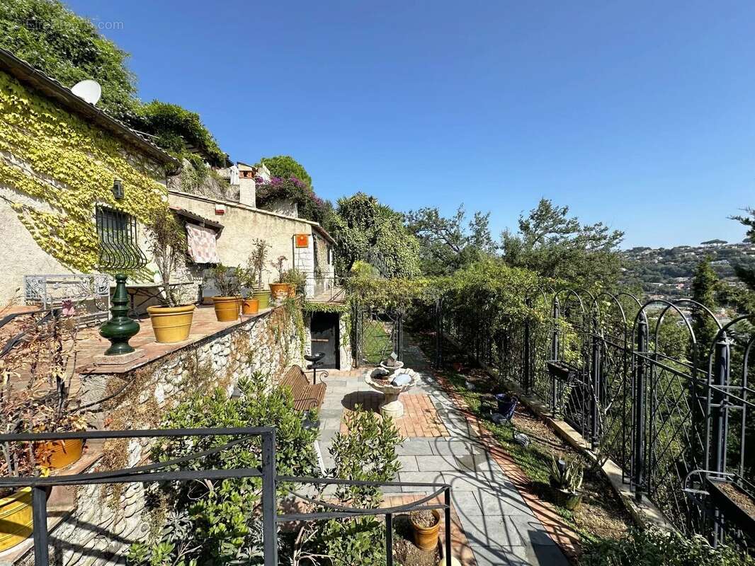 Maison à CAGNES-SUR-MER