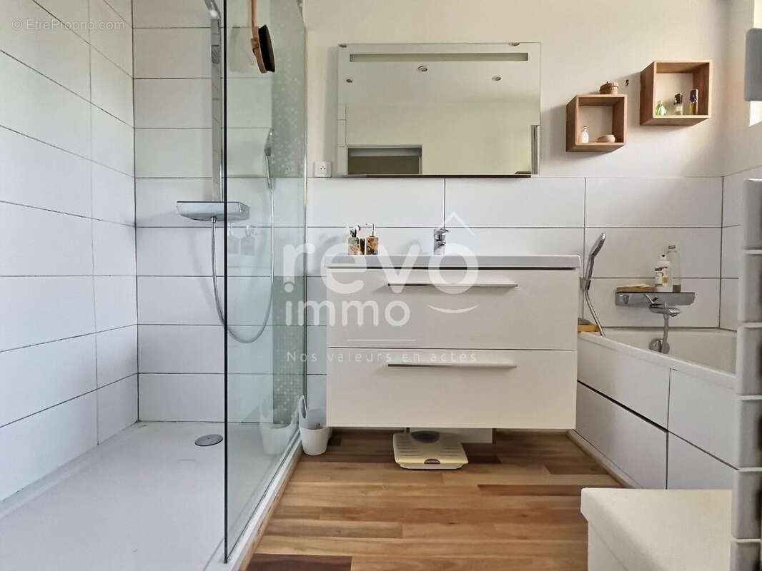 Maison à VILLARS-LES-DOMBES