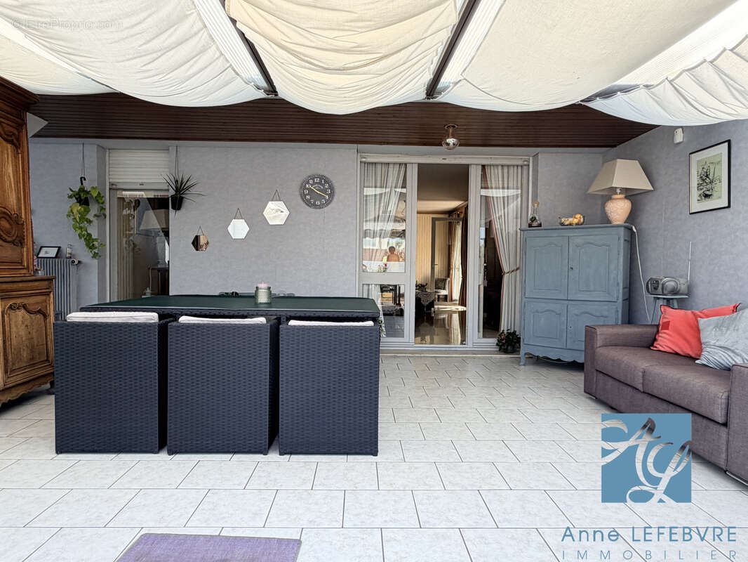 Exclusivité ! maison de 6 pièces avec garage et jardin - photo 3