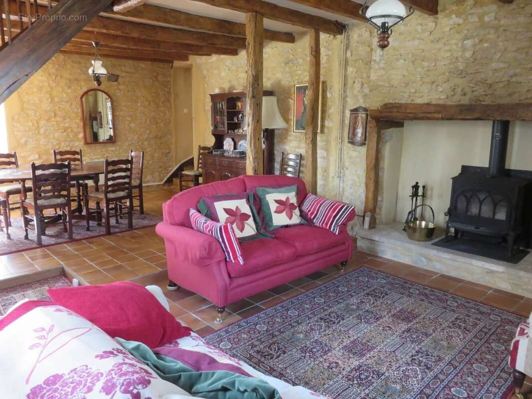 Maison à DEGAGNAC