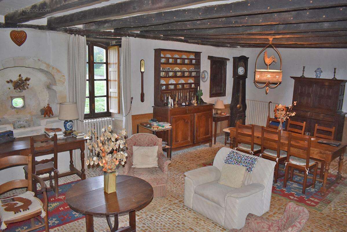 Maison à MONTIGNAC