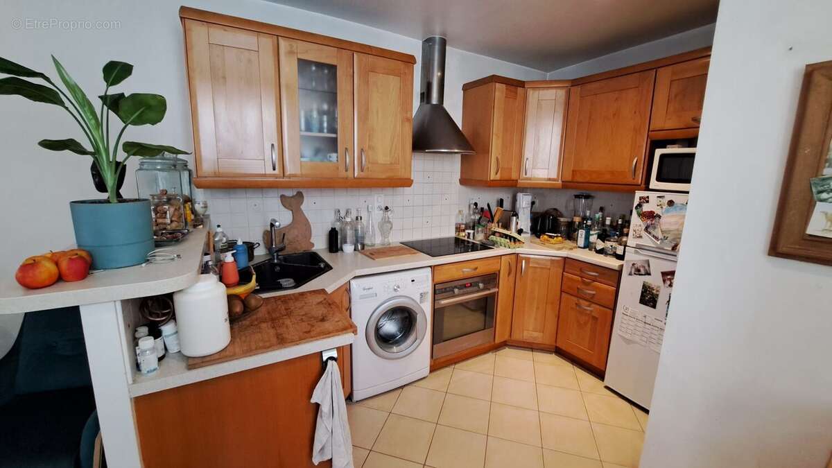 Appartement à SAINT-ARNOULT-EN-YVELINES