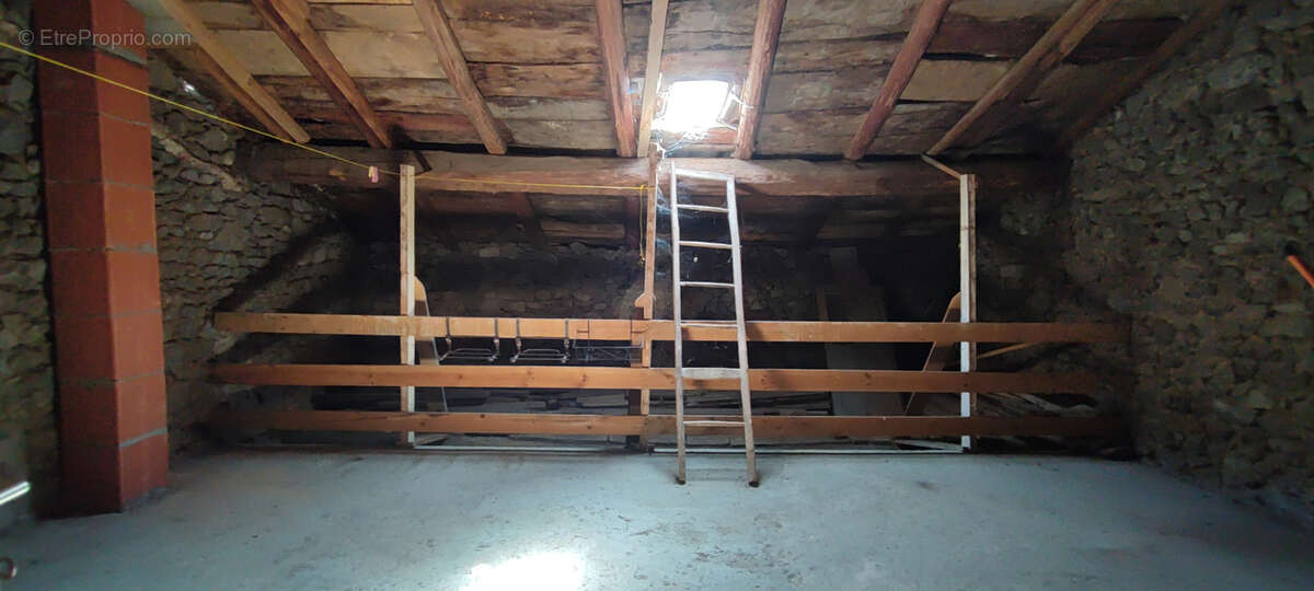 Maison à CHILHAC