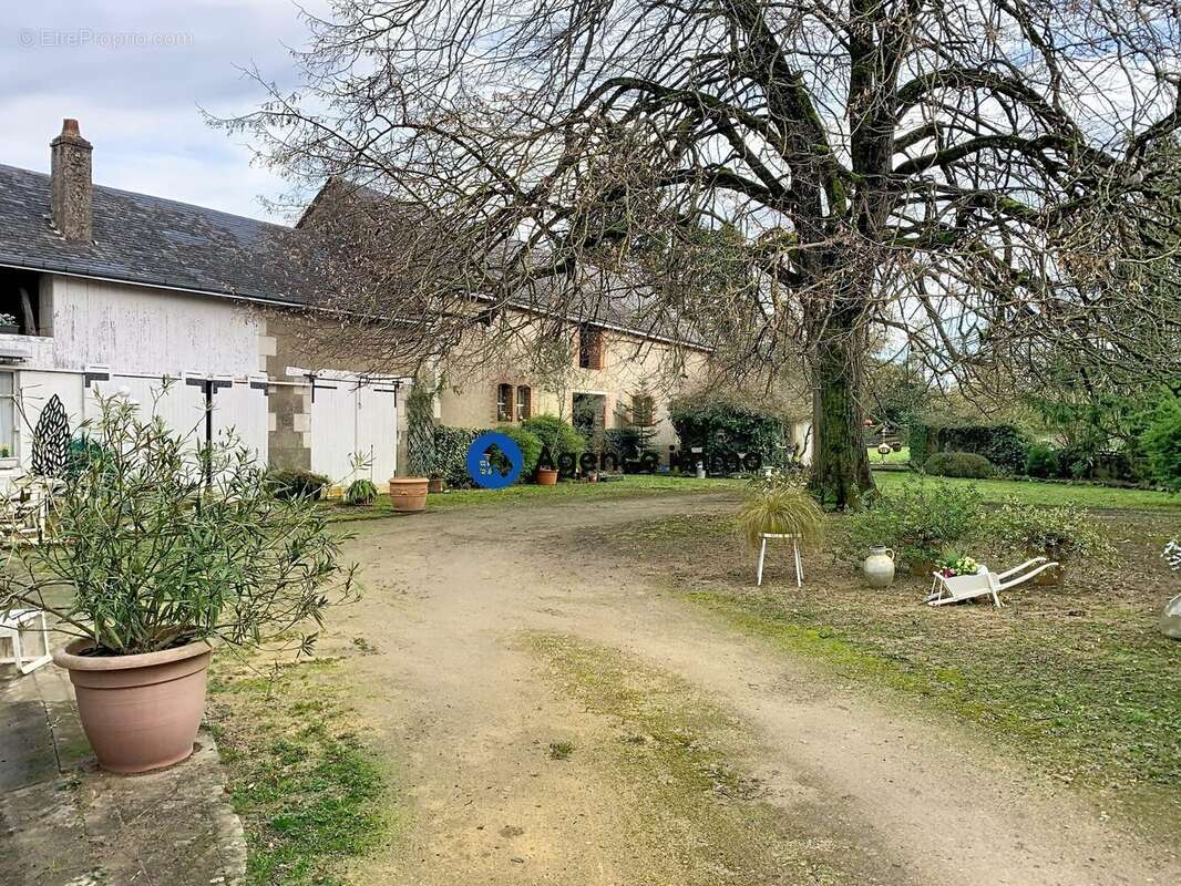 Maison à CHATEAU-LA-VALLIERE