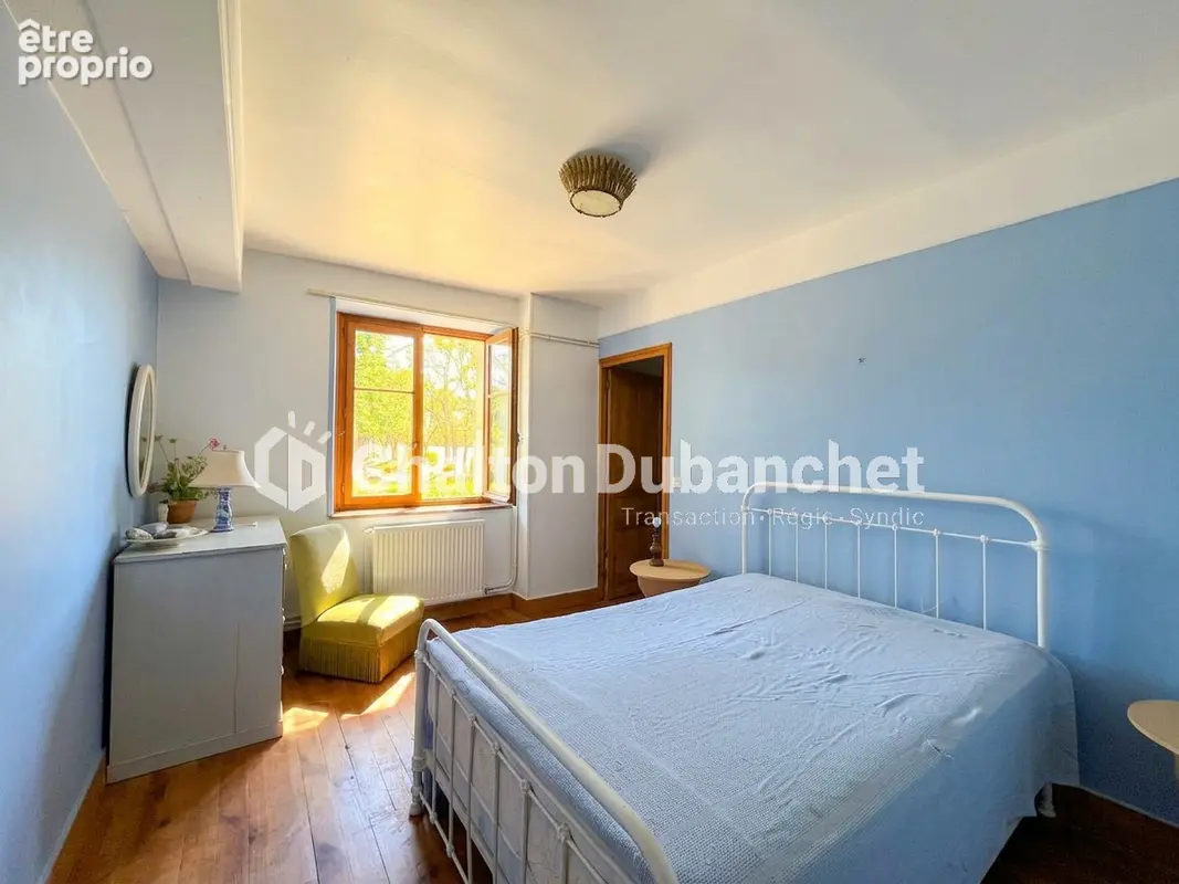 Maison 6 pièces 240 m² à vendre à Mornand-En-Forez (42600) - photo 6