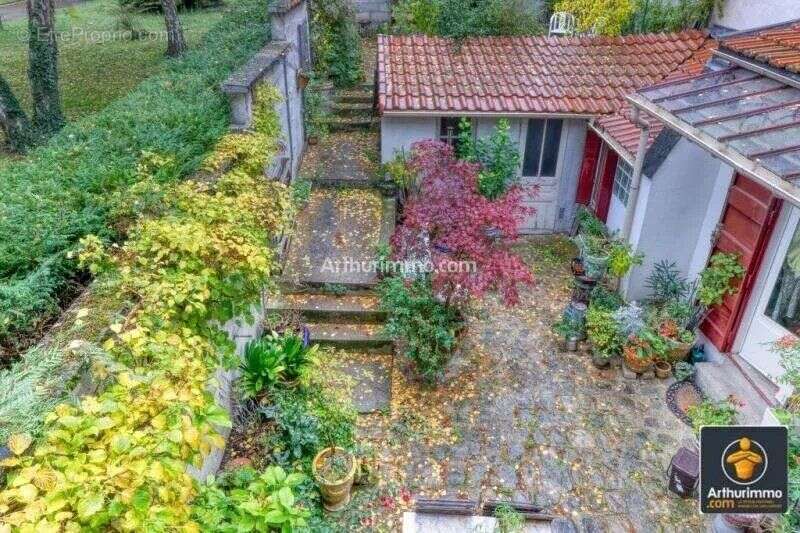 Appartement à NOGENT-SUR-MARNE