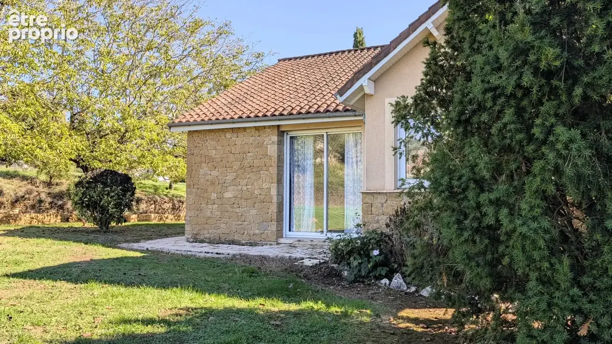 Villa de plain-pied avec vue dégagée et beaux volumes - photo 9