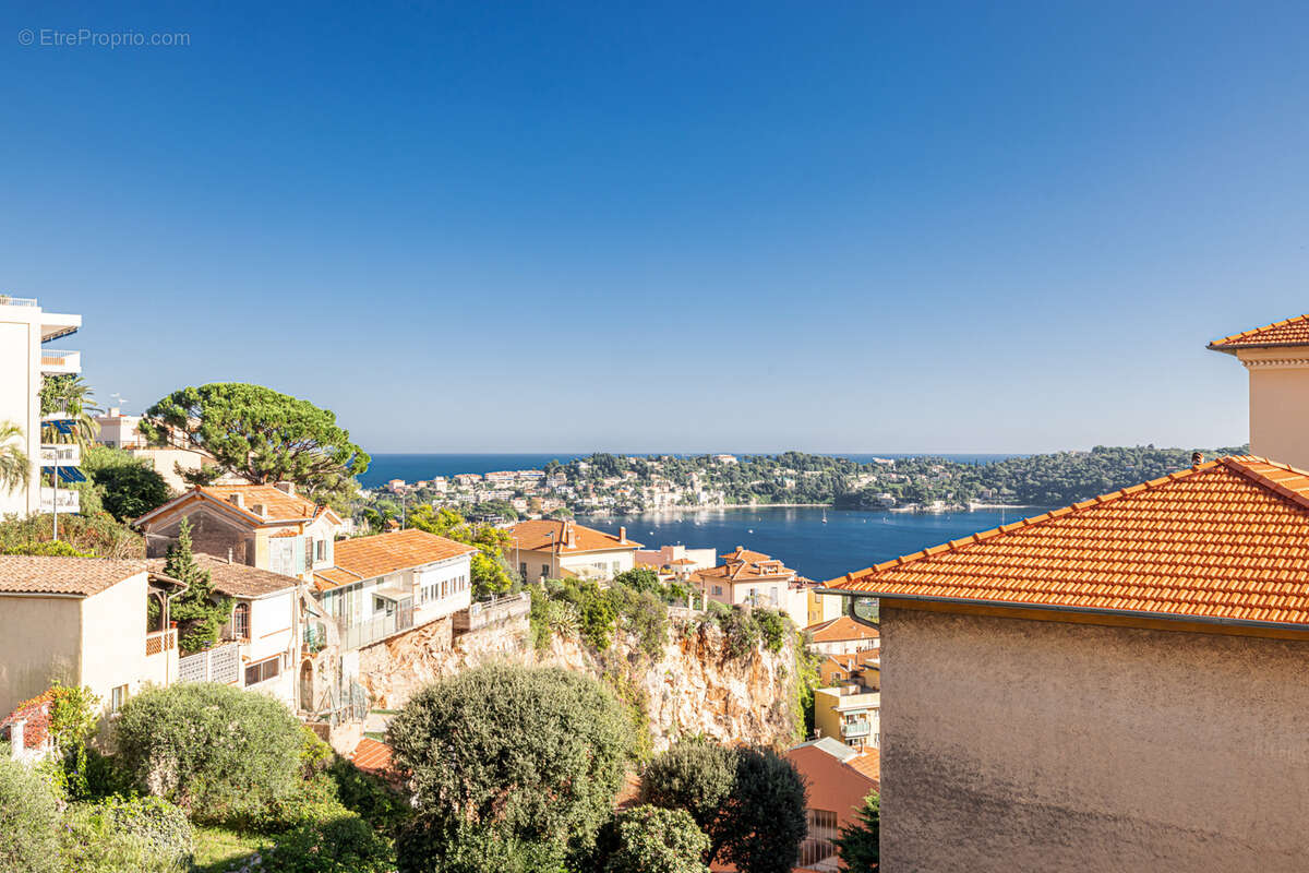 Appartement à VILLEFRANCHE-SUR-MER