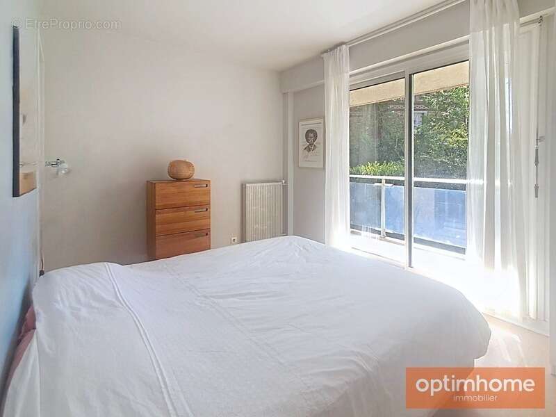 Appartement à GARCHES