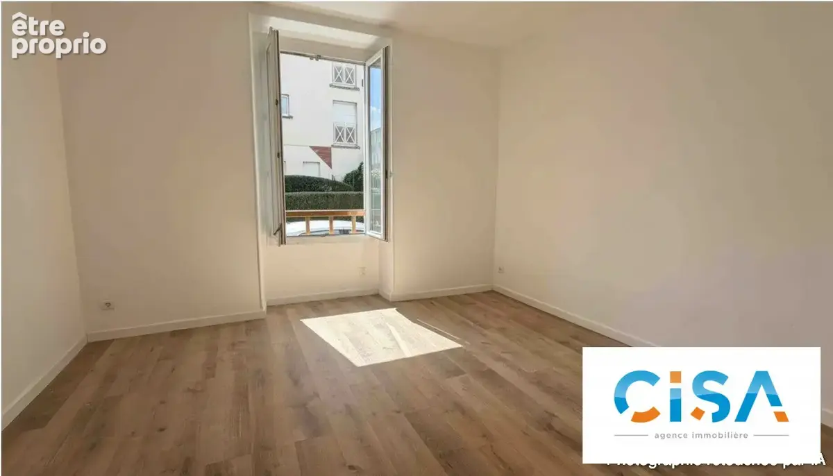 Appartement 2 pièces 26 m² à vendre à Chambly (60230) - photo 1