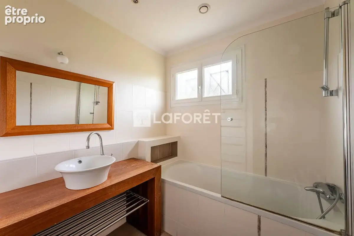 Maison Fleurieux Sur L Arbresle 5 pièce(s) 140 m2 - photo 9