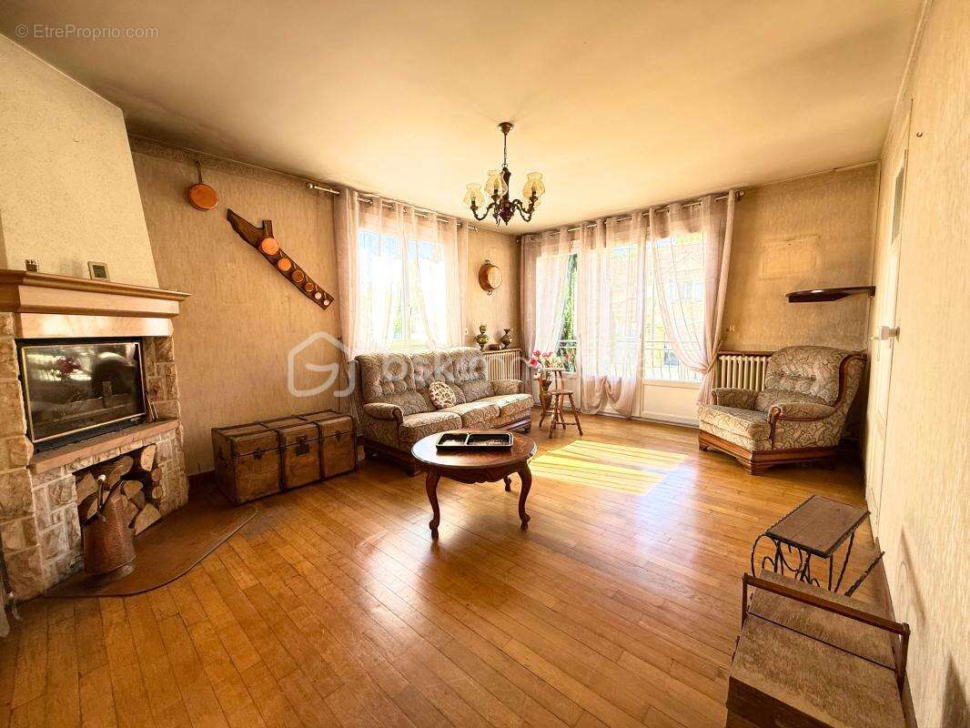 Maison à VILLIERS-SUR-MORIN