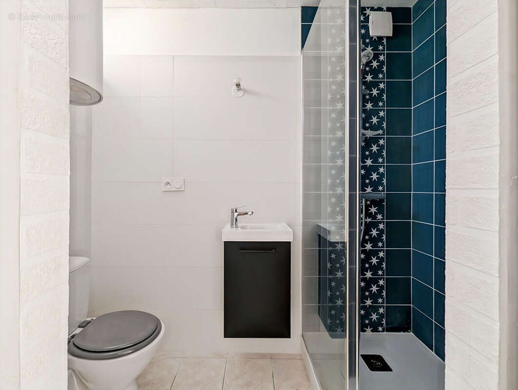Maison au coeur de Montreuil-sur-Ille - Gare à pied  -  3 niveaux - 27 m2 - photo 8
