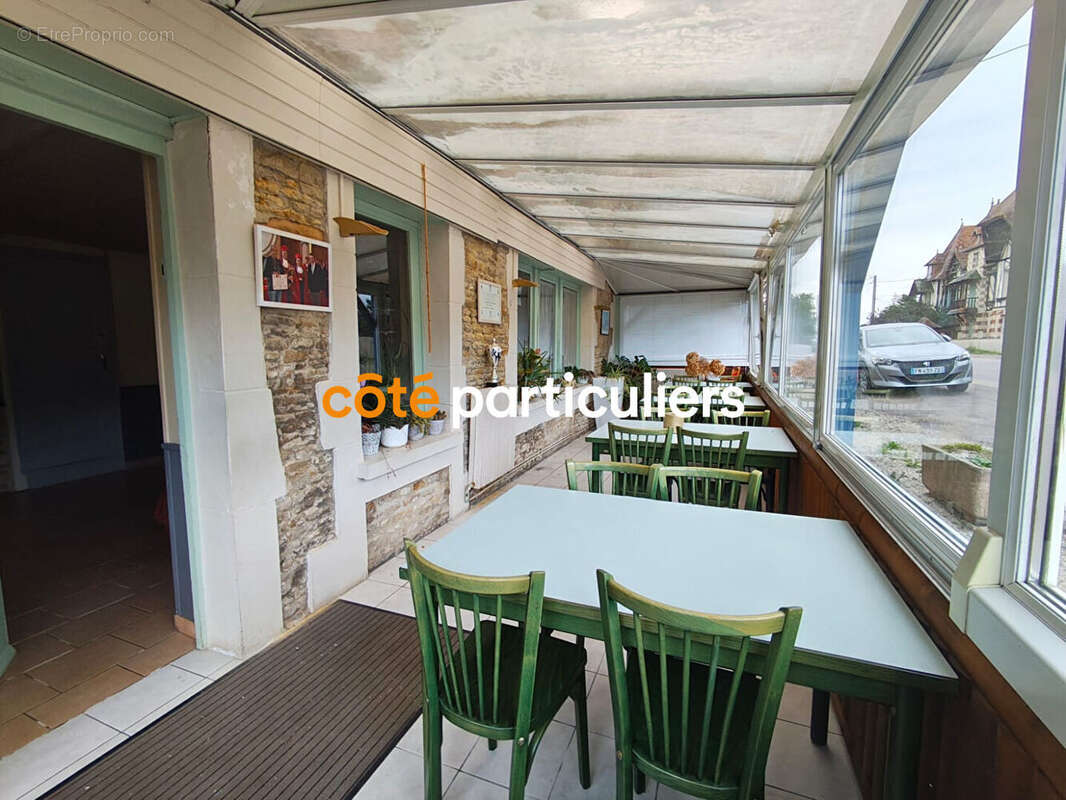 Maison à MERY-CORBON