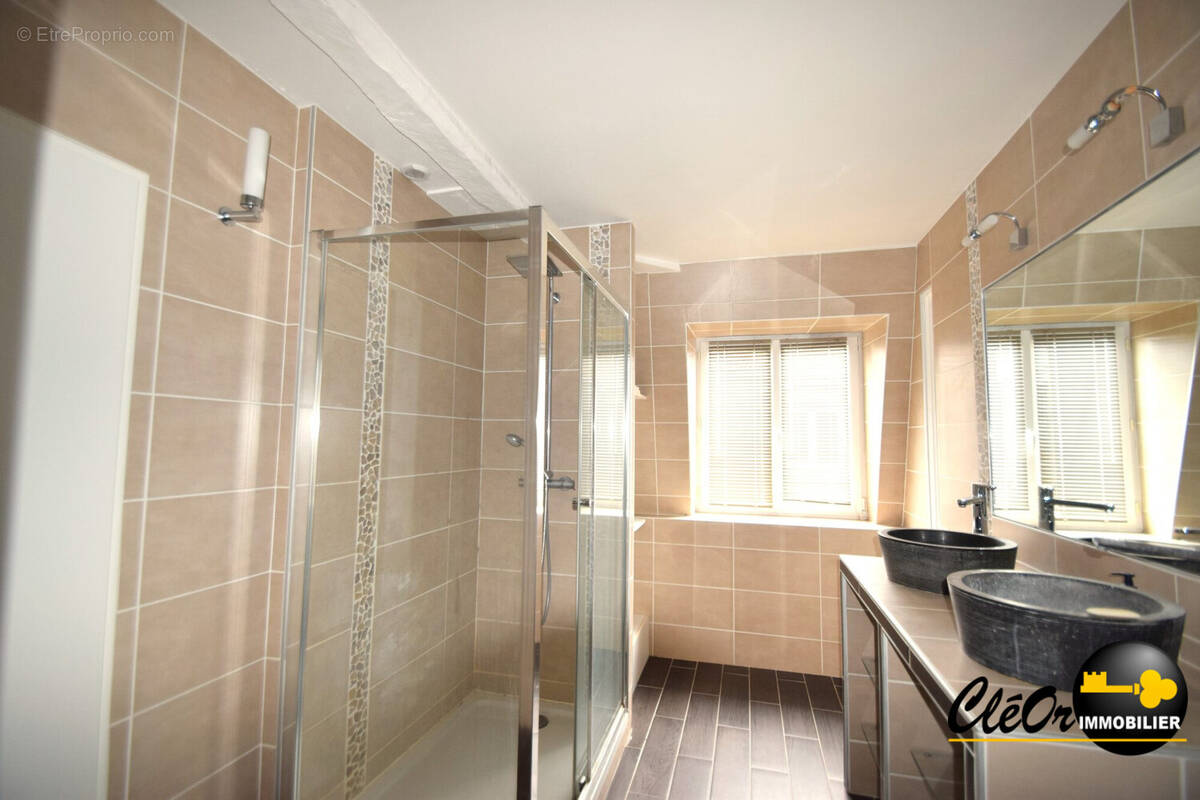 Appartement 216 m² à Chalon-Sur-Saone  - photo 4