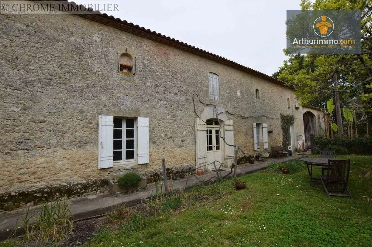 Maison à PELLEGRUE
