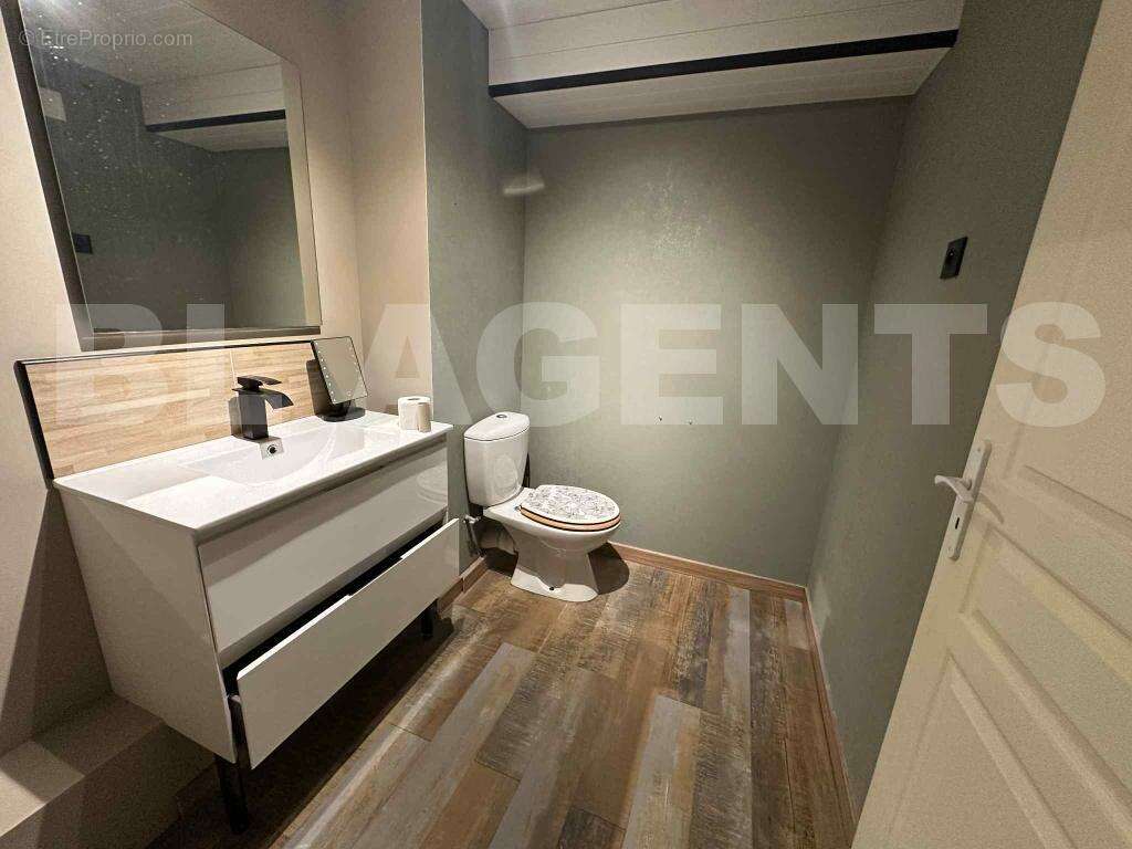 Messenger_creation_B2198324-0C85-4A64-B869-90B0CC6EC689 - Maison à LA HORGNE