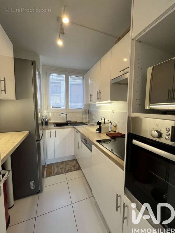 Photo 3 - Appartement à PARIS-16E