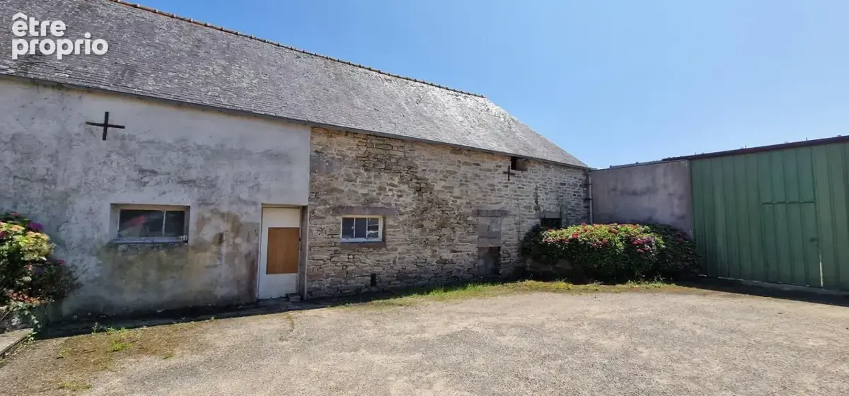 Maison à POULLAN-SUR-MER