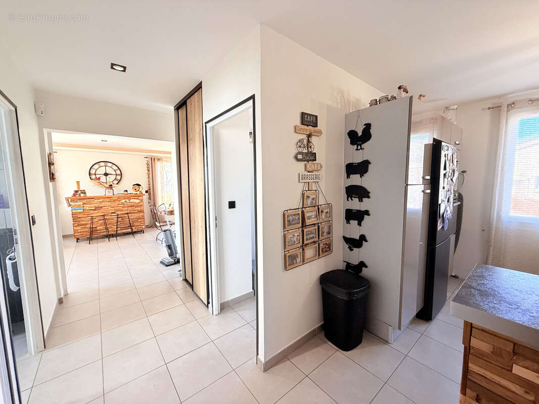 Appartement à LA VALETTE-DU-VAR