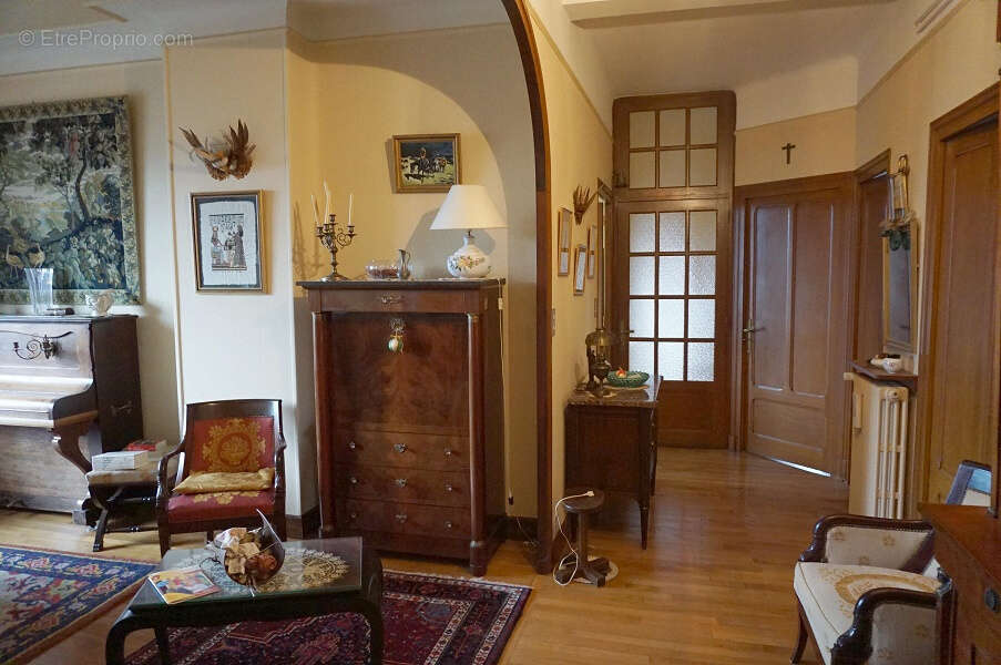 Maison à PARAY-LE-MONIAL