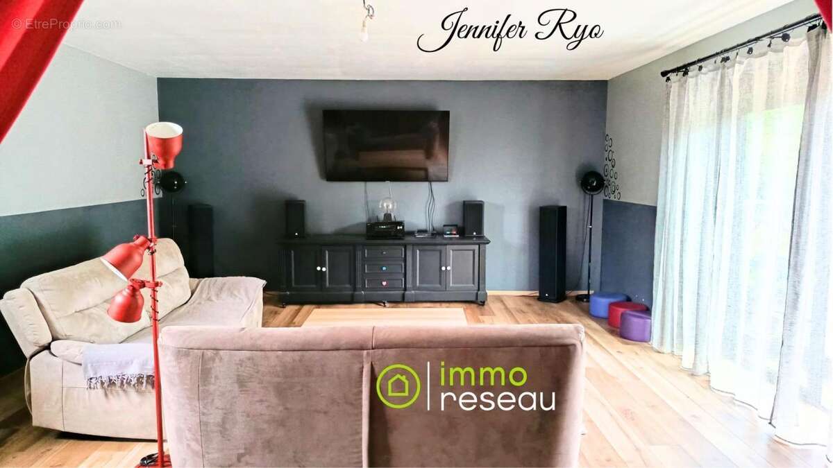 Maison 146 m² à La Chapelle-En-Juger  - photo 4