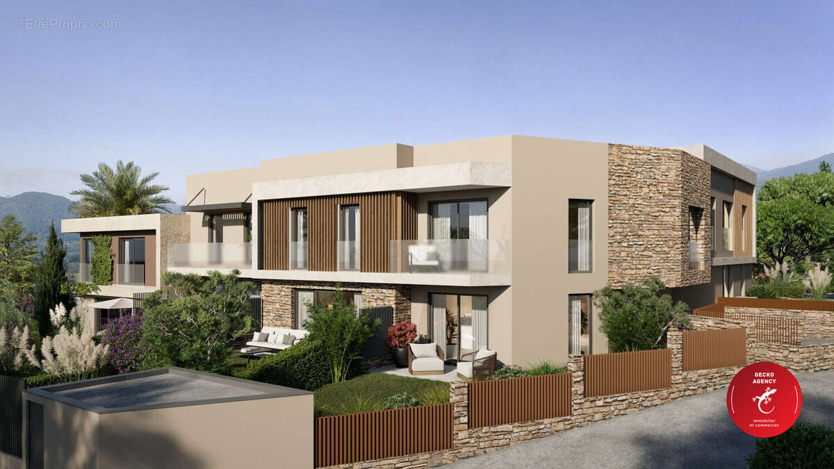 Maison à SAINT-RAPHAEL