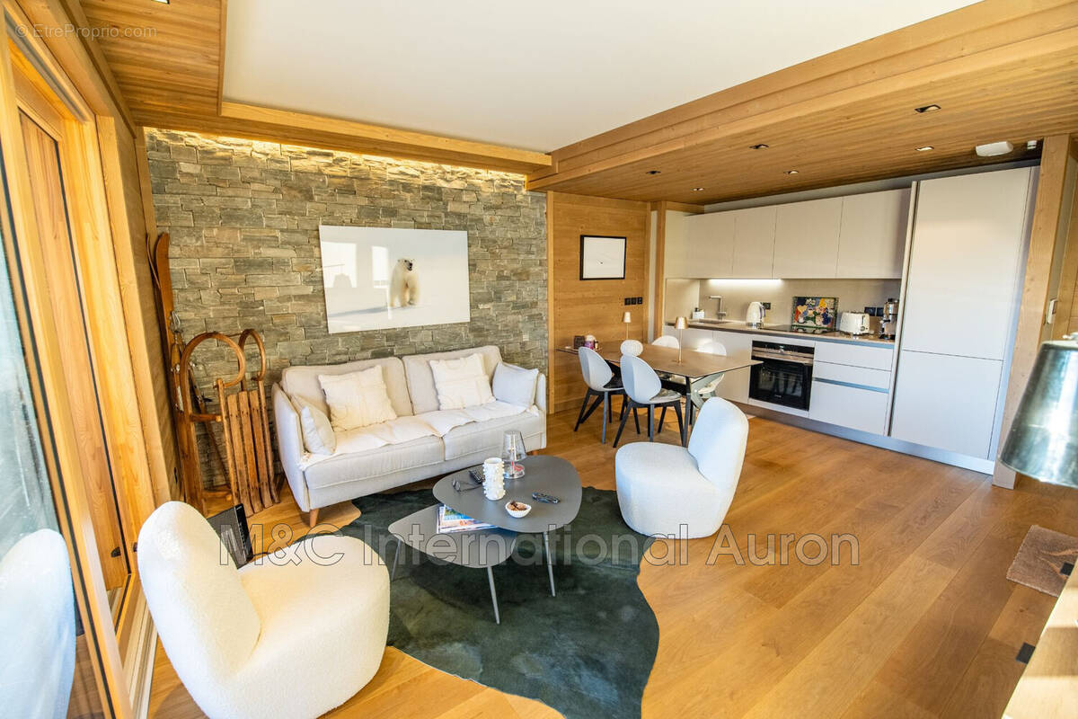 Appartement à SAINT-ETIENNE-DE-TINEE