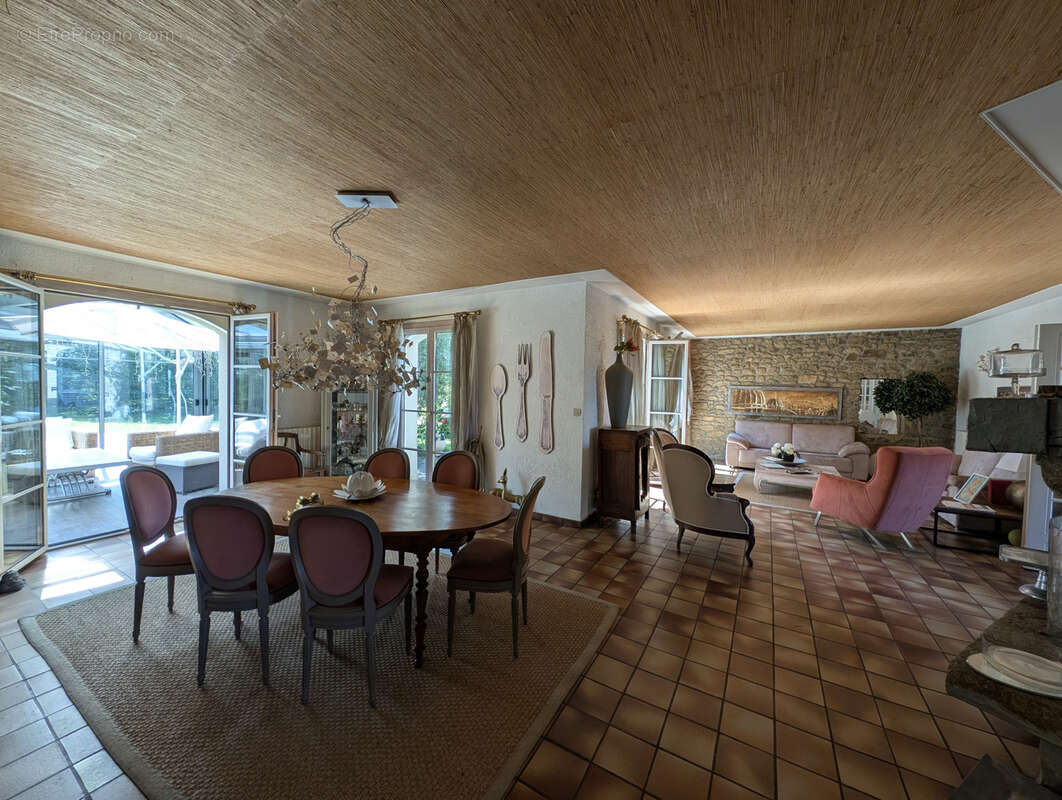 Maison à CLEGUER