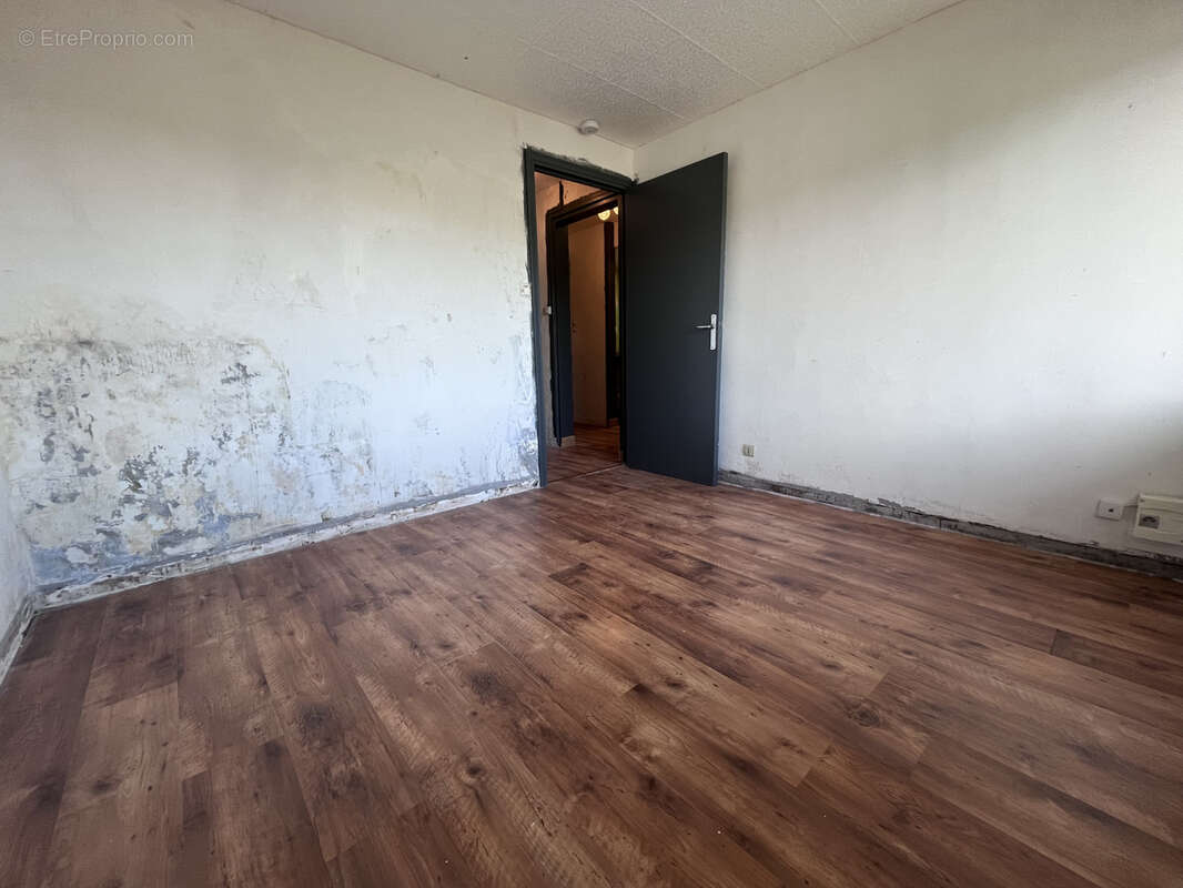 Appartement - 32,74 m2 - F2 - photo 10