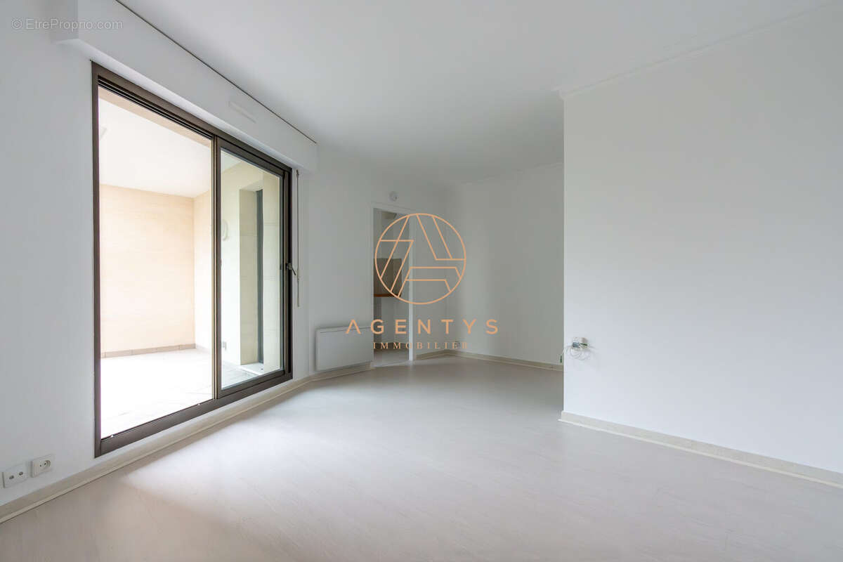 Appartement à LE PERREUX-SUR-MARNE