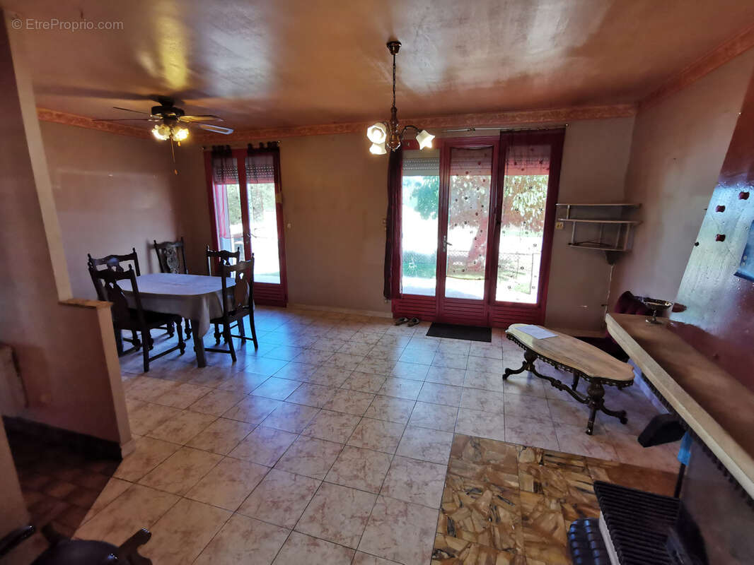 Maison à SAINT-MARTIN-DU-TERTRE