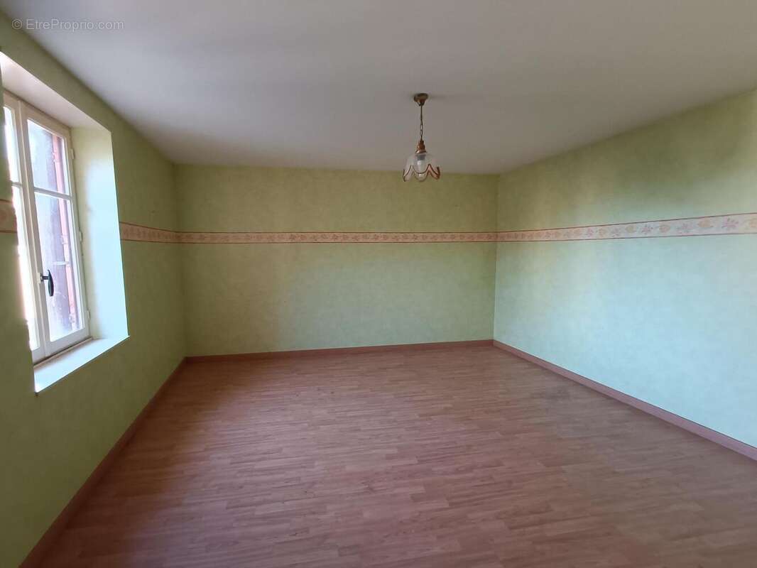Photo 8 - Maison à AMPLEPUIS