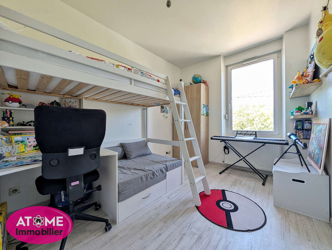 Idéal primo-accédants   Maison familiale de 135,42 m2 avec espace indépendant à Auboué (54580) - photo 7