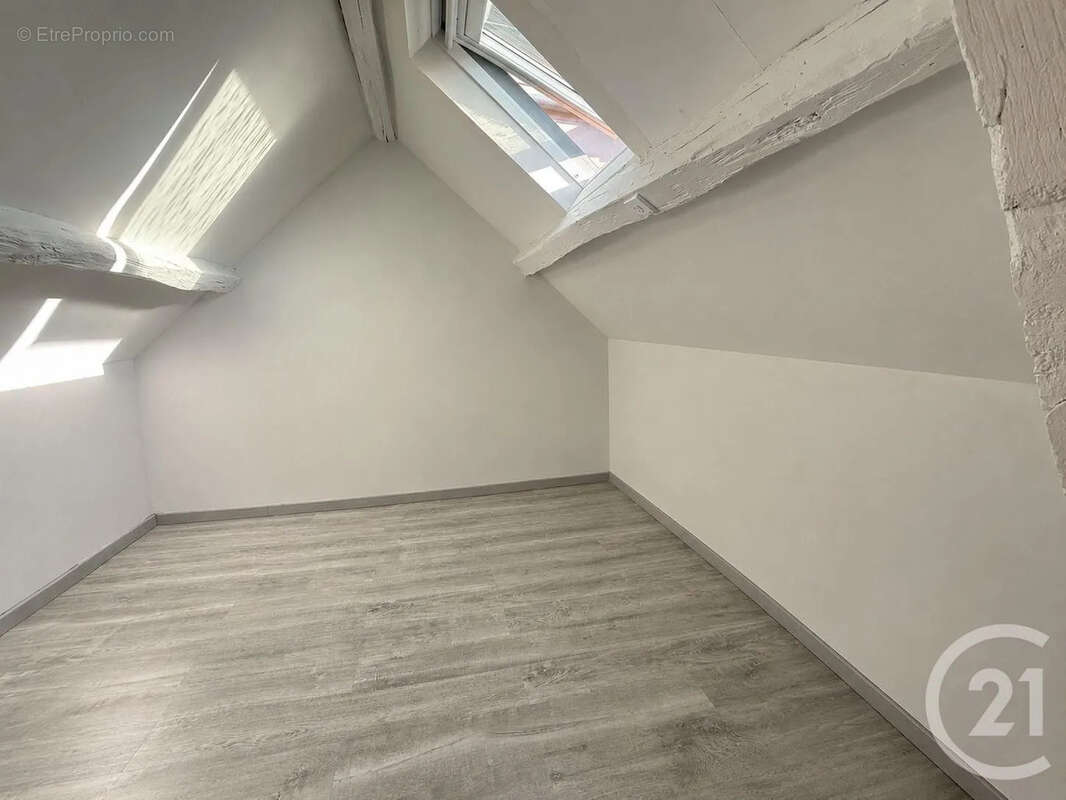 Maison 30 m² à Ermenonville  - photo 7