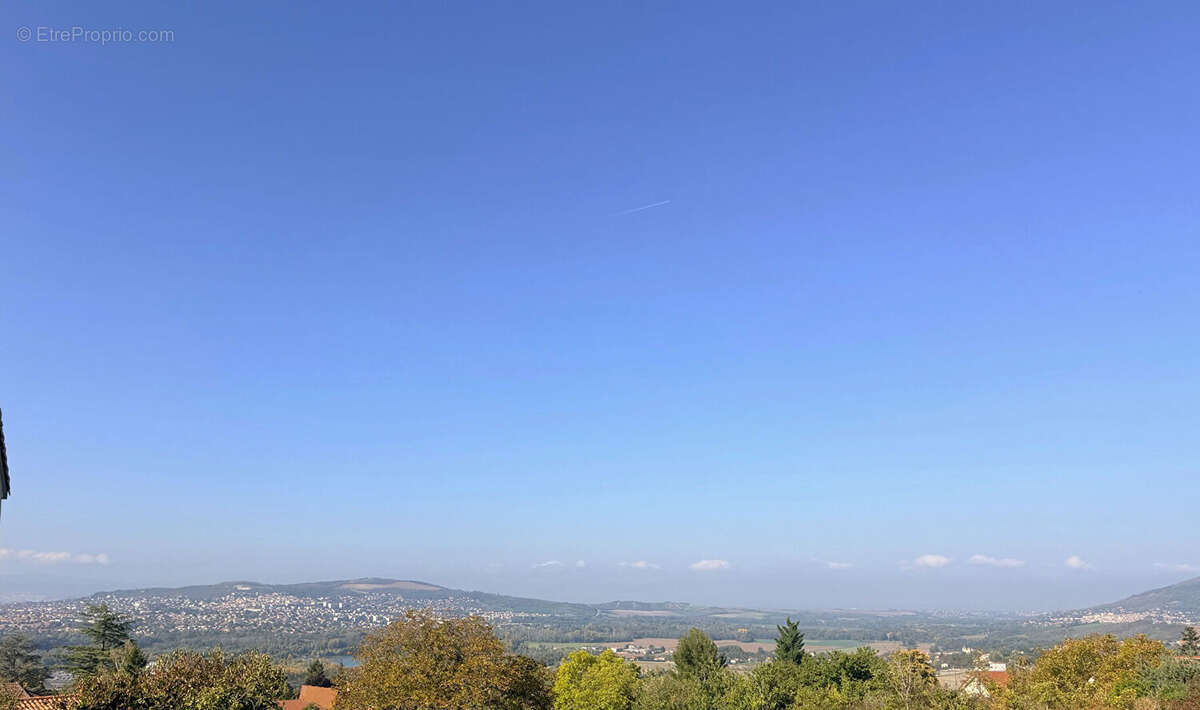 Maison à LA ROCHE-NOIRE