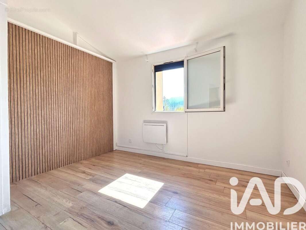 Photo 6 - Appartement à MONTESQUIEU-DES-ALBERES