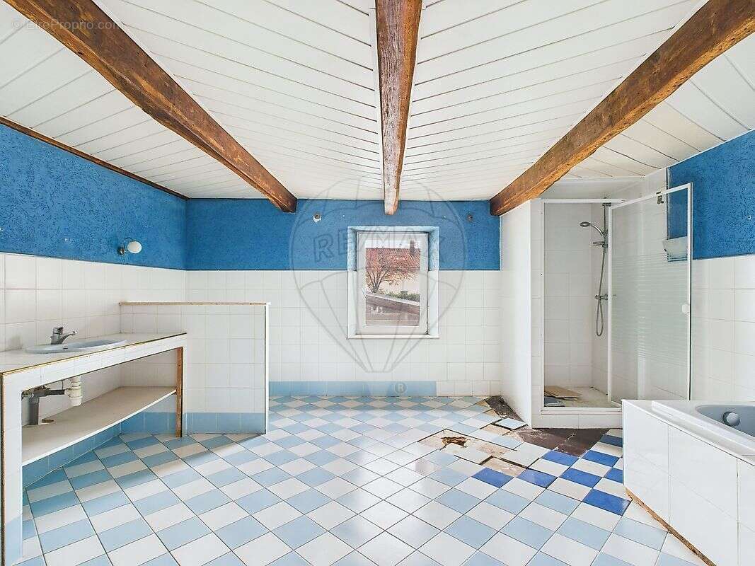 Maison à COSNES-ET-ROMAIN