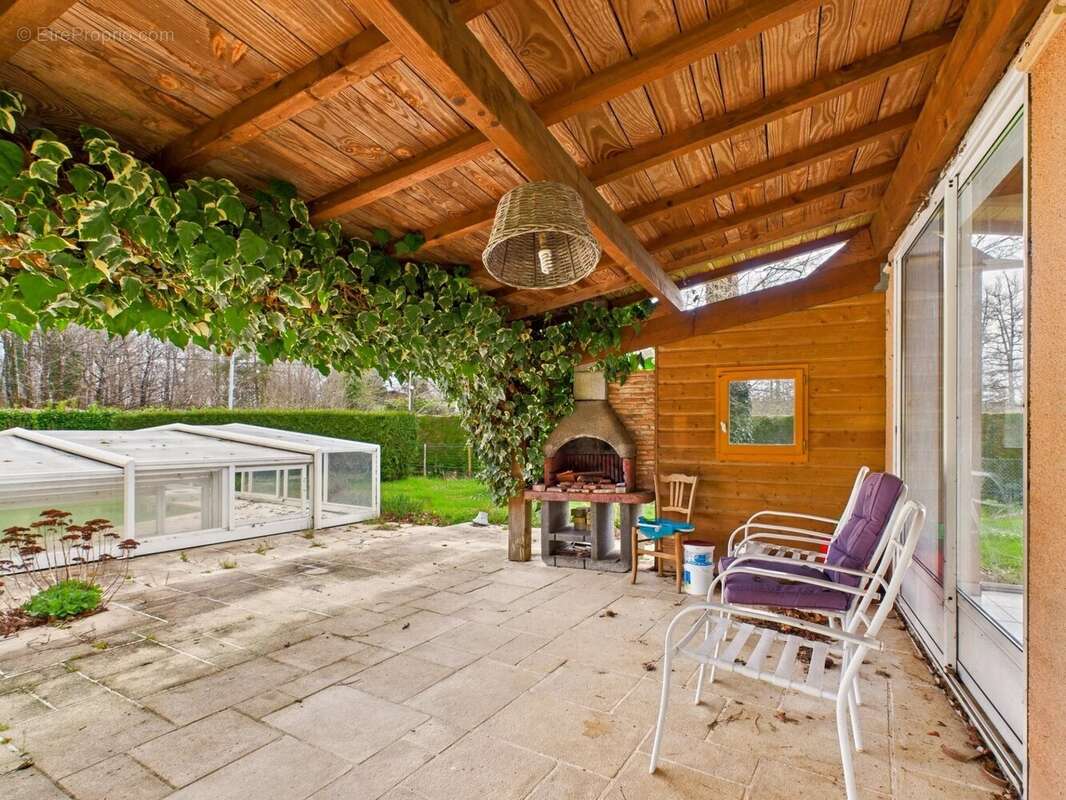 Maison à SAINT-ESTEPHE