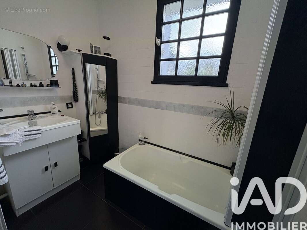 Photo 8 - Maison à TREBEURDEN