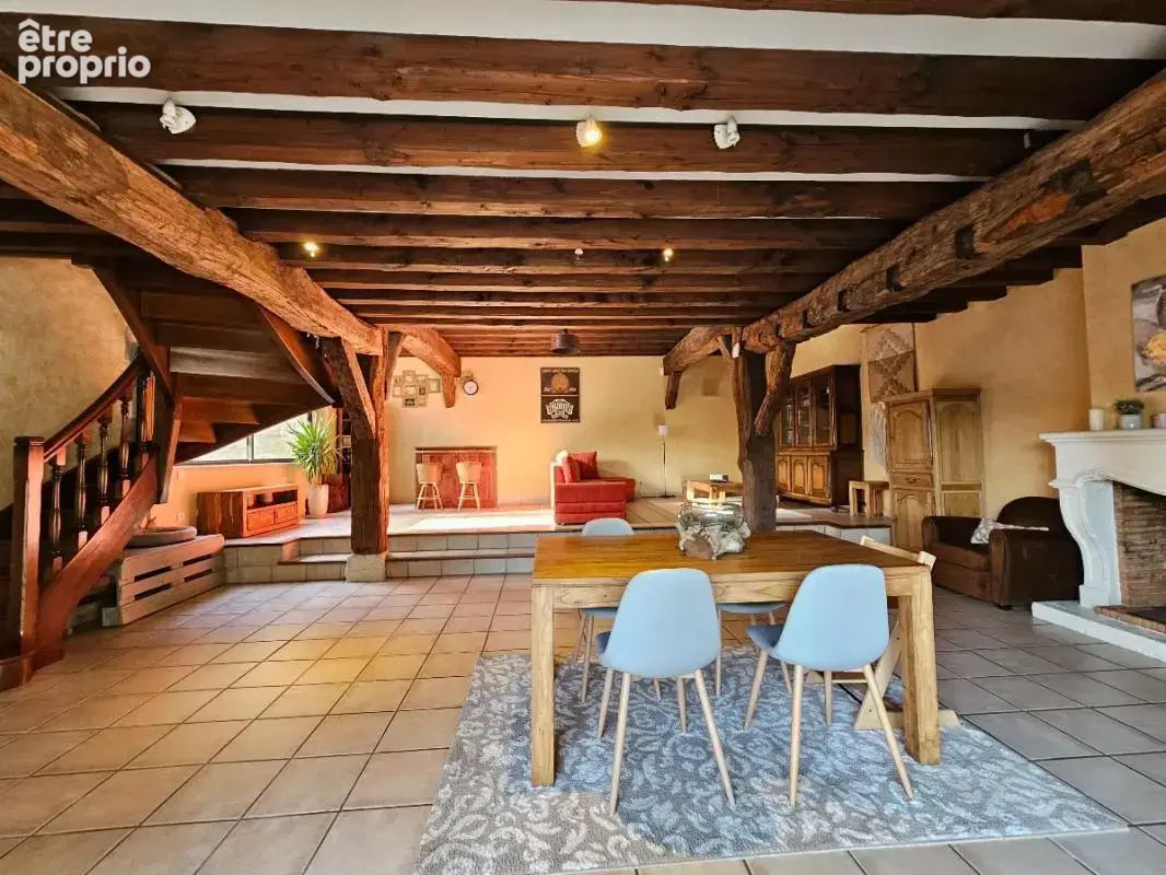 Laroque-Timbaut : Havre de Paix et d'Histoire : Domaine en Pierre du XVIIIe Siècle : Maison de Caractère 310 m² habitables +  dé - photo 8
