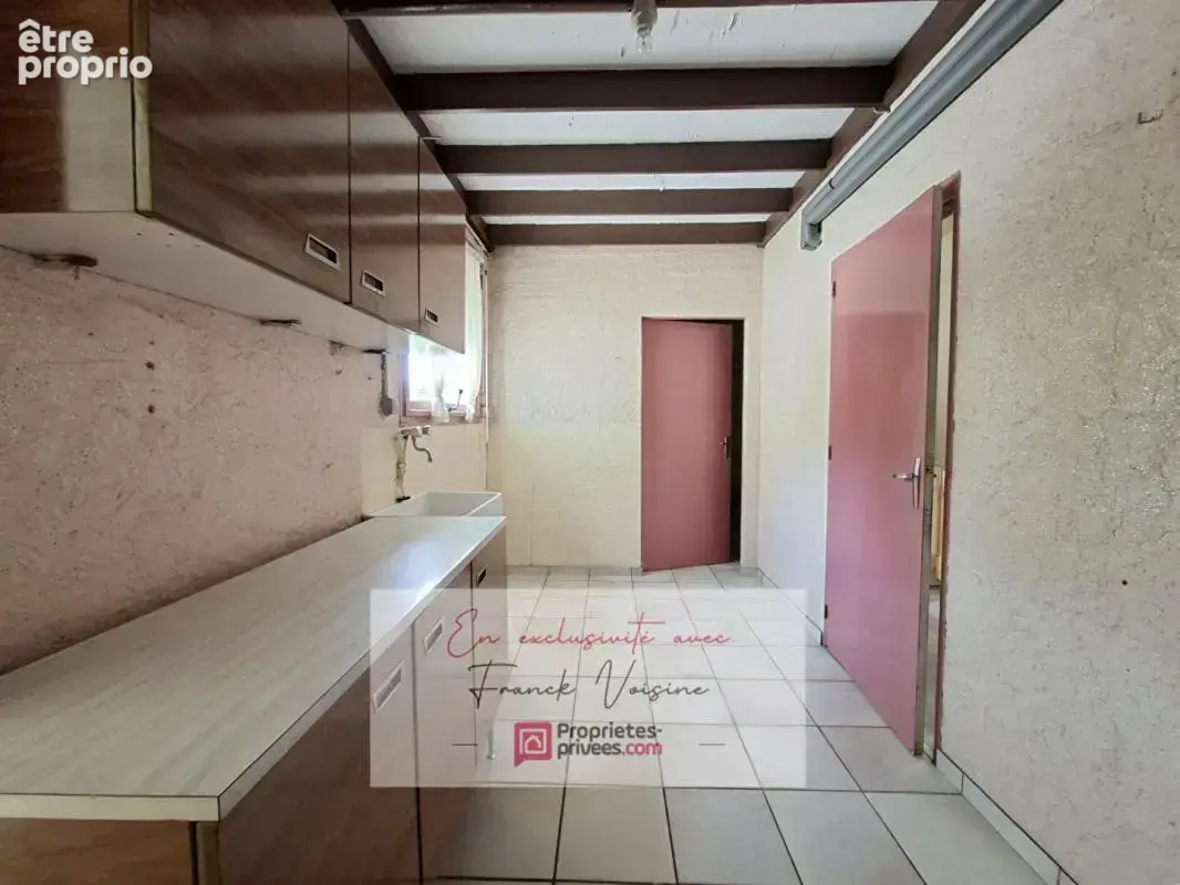 A VENDRE en Exclusivité aux Herbiers, maison plain-pied de 106 m2 avec 3 chambres et 1 dépendance sur une parcelle de 2200 m2 en - photo 15