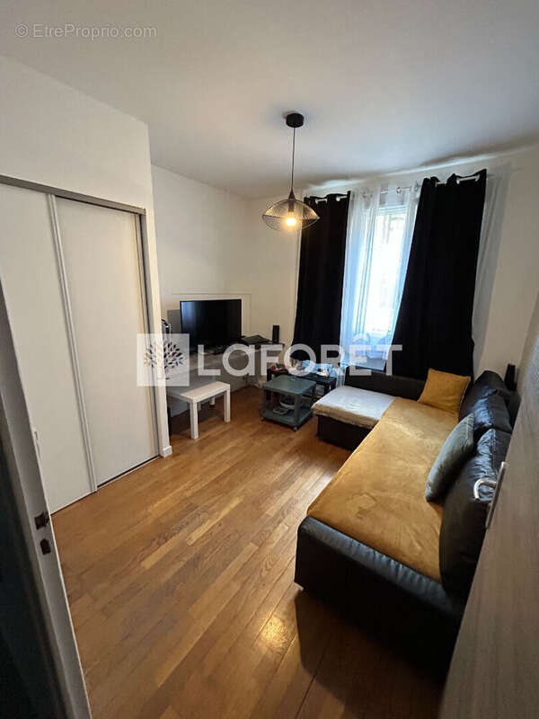Appartement à SAINT-ETIENNE